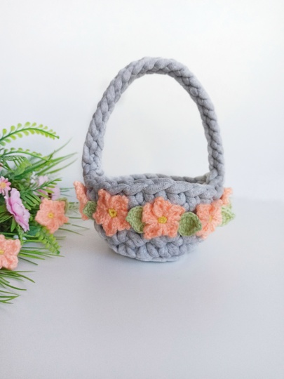 Crochet basket pattern, Easter basket beginner crochet pattern
