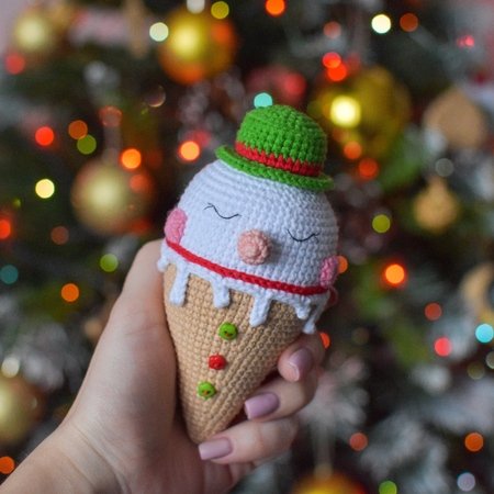 Crochet PDF pattern in English Ice Cream - Snowmen / Amigurumi toy / Christ