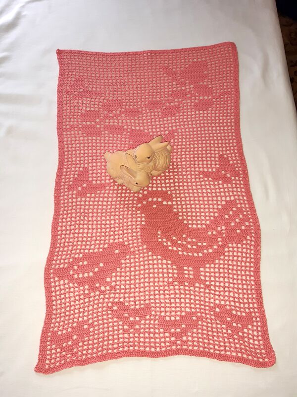 Tischläufer Frühling "Hühnerfamilie" Häkelanleitung