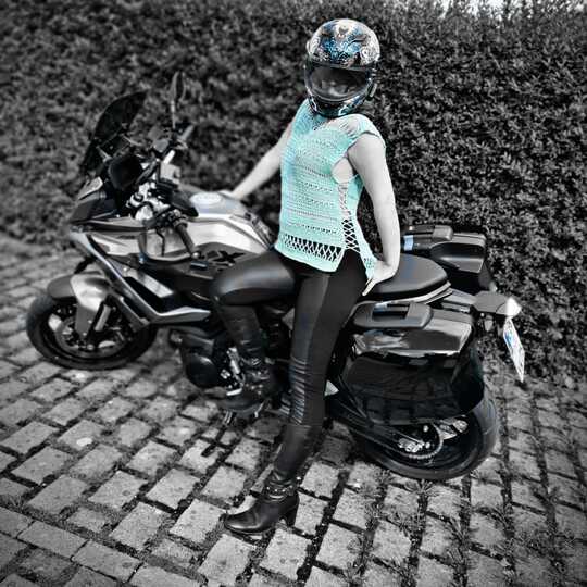 Seafoam PonShirt - Häkelponcho und Shirt in einem