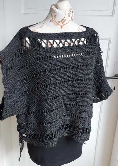 Seafoam PonShirt - Häkelponcho und Shirt in einem