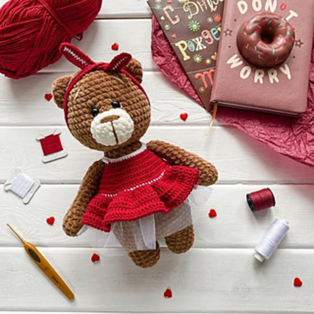 Crochet PDF pattern in English Bear Mia