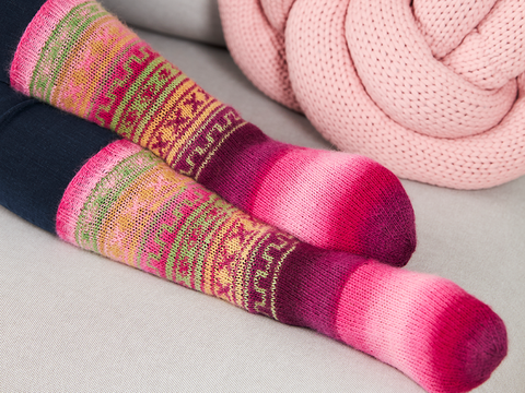 SOCKEN SPHINX, mit einem schicken Intasienmuster