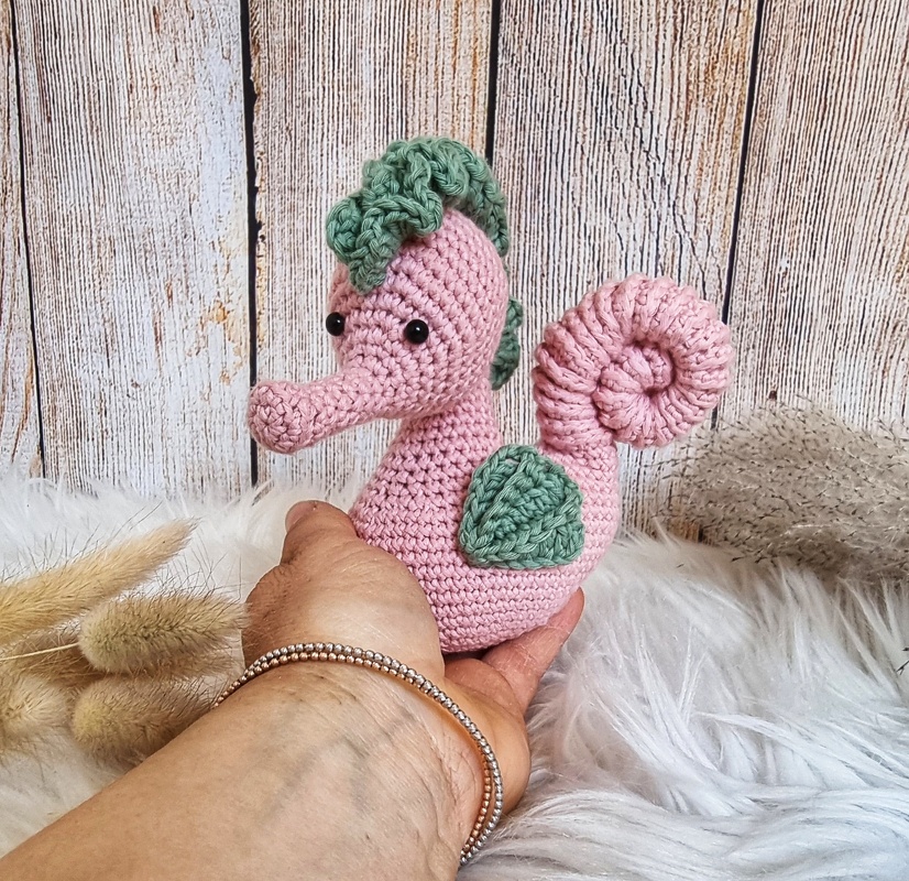 Crochet Pattern Seahorse Filli (Chenille and Cotton) - Image 6