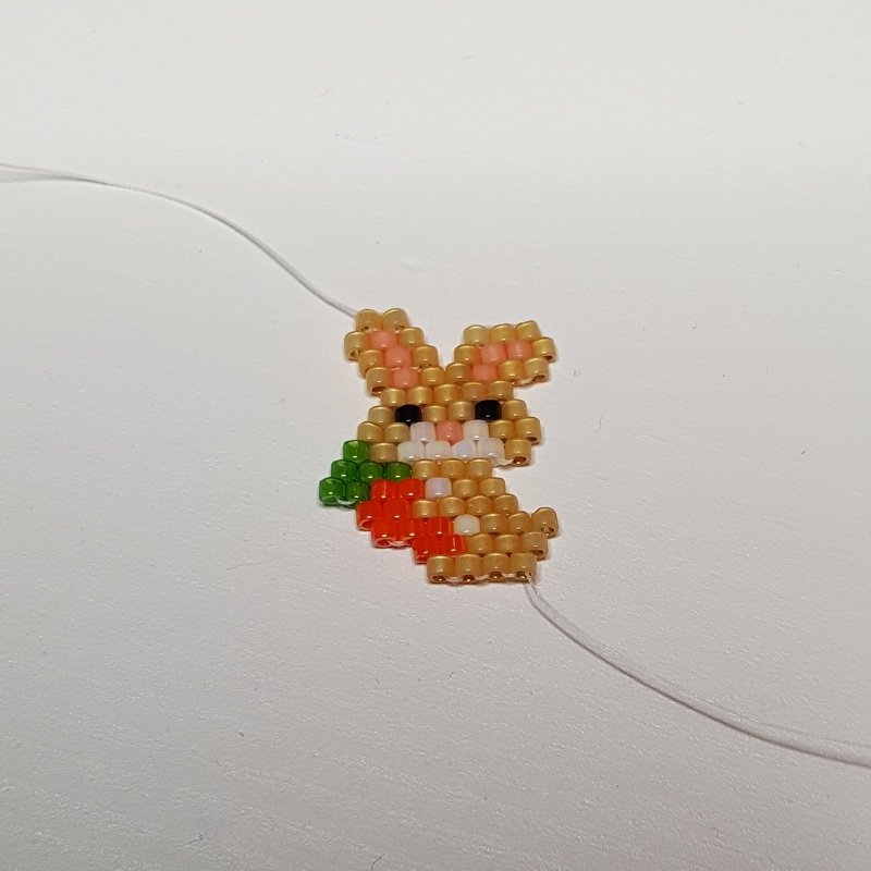 Häschen mit Karotte / Ostern / Anhänger - Bild 2