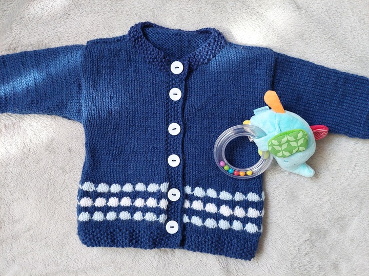 Strickanleitung Babyjacke Bubblemuster mal anders Größe 74/80!