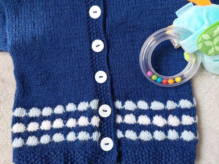 Strickanleitung Babyjacke Bubblemuster mal anders Größe 74/80!