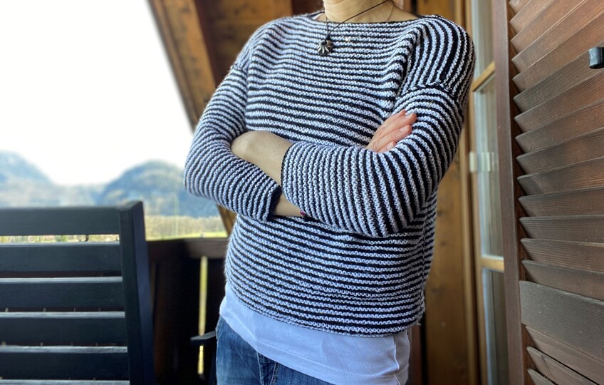 Nahtloser Wende-Sweater "Lakritz" in 6 Größen