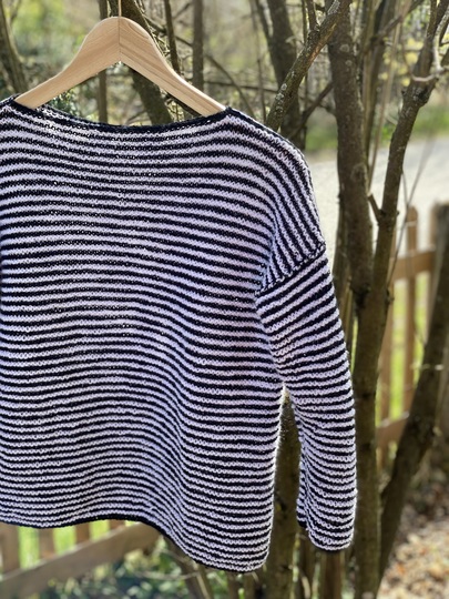 Nahtloser Wende-Sweater "Lakritz" in 6 Größen