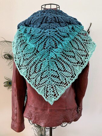 Crochet Pattern Triangular Scarf "Perimede"