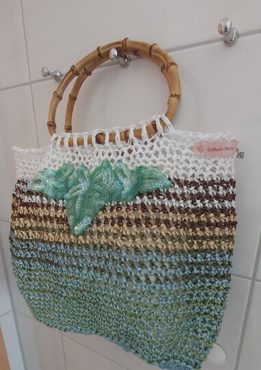 Häkelanleitung Basttasche / Strandtasche mit Bambusgriffen