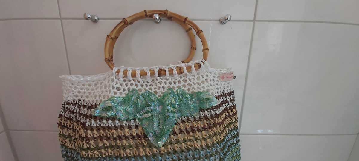 Häkelanleitung Basttasche / Strandtasche mit Bambusgriffen
