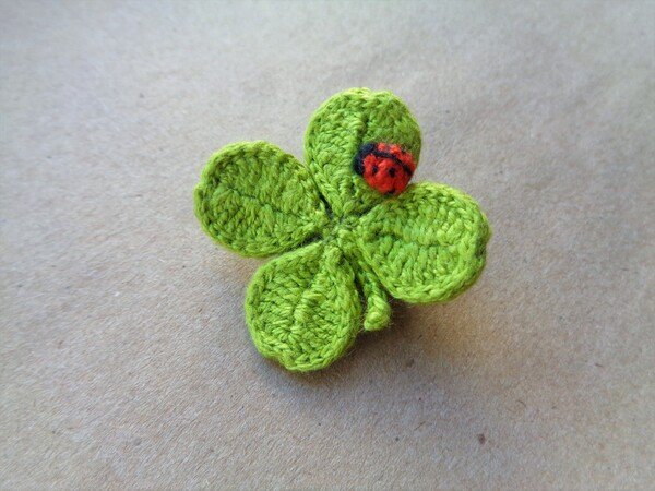 Lucky 4 Leaf Clover Crochet Patterns • Oombawka Design Crochet
