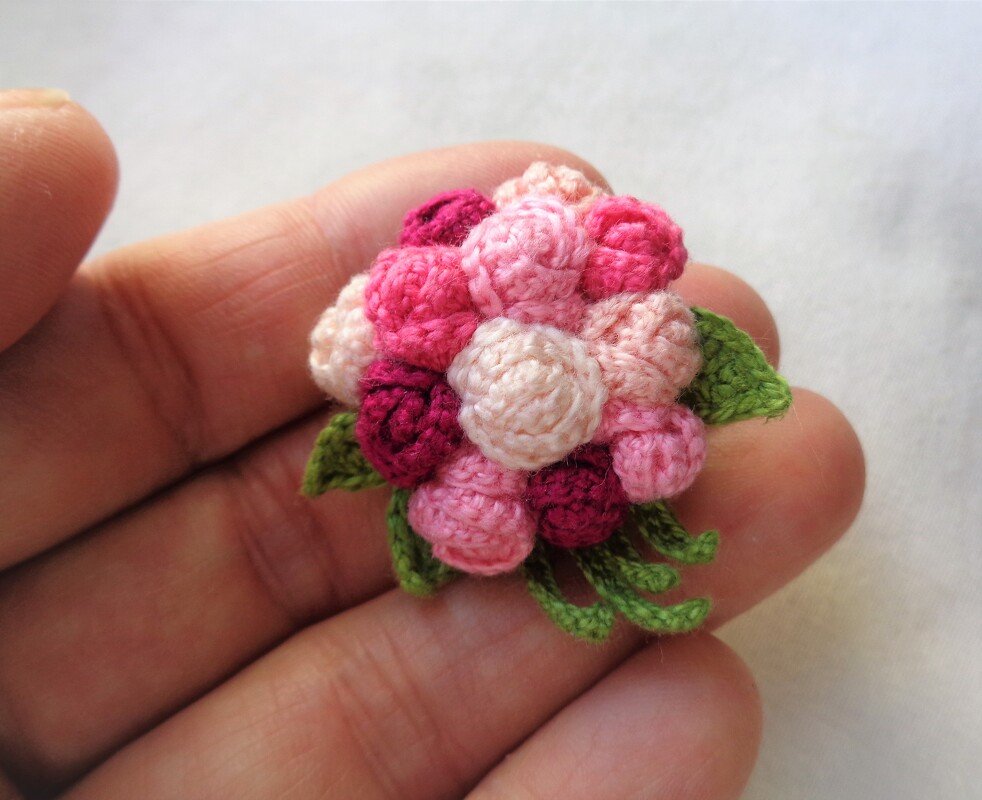 Crochet pattern Roses brooch - Image 6