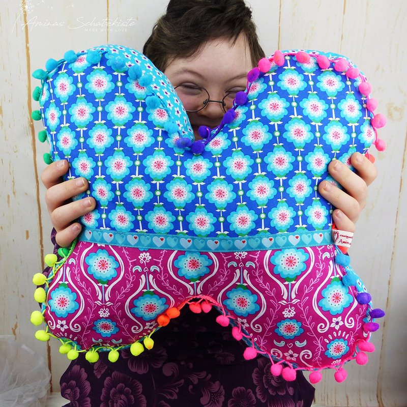 Schmetterlingskissen "Steffi" (Nähanleitung und Schnittmuster in 2 Größen)