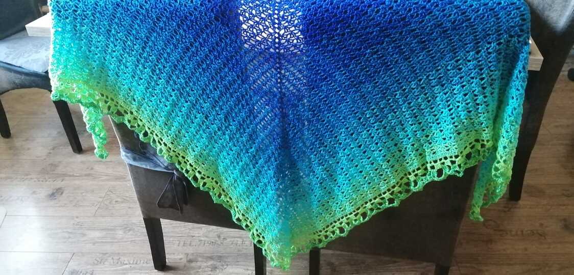 Häkelanleitung - Tuch "Gwen"