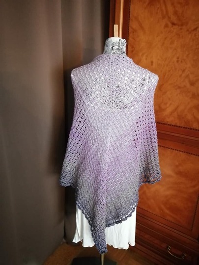 Häkelanleitung - Tuch "Gwen"