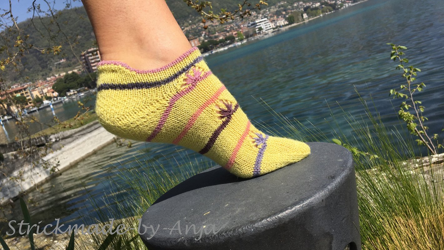 Sneakersocken Blumenwiese