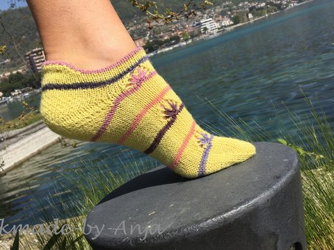 Sneakersocken Blumenwiese