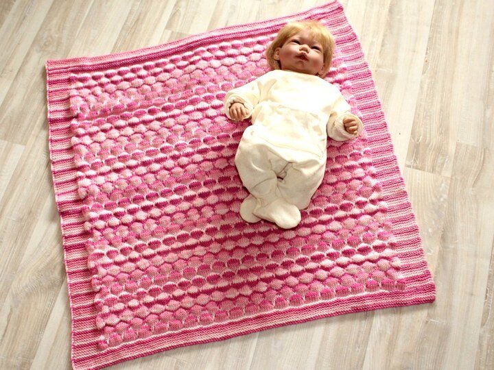 Strickanleitung Babydecke, Wagendecke, Krabbeldecke, Plaid ca. 75 x 75 cm