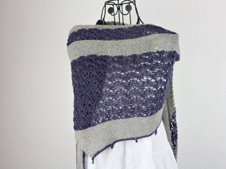Strickanleitung asymmetrisches Dreieckstuch mit Lace und kraus rechts