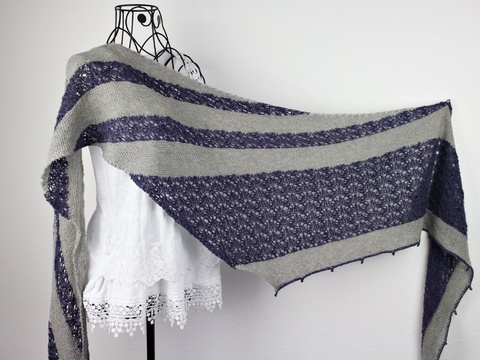 Strickanleitung asymetrisches Tuch "Space"