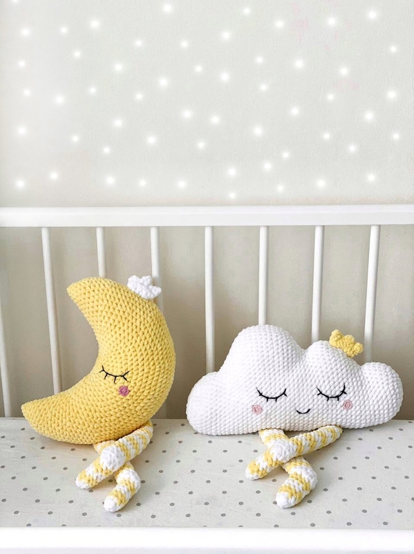 Plush Patterns of Crochet Pillow Cloud and Crochet Pillow Moon(Eng+Ger pdf)