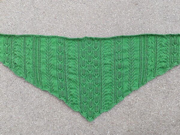Knitting pattern Trianglescarf "woodruff"