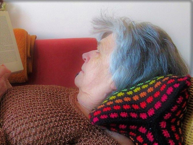 Häkelanleitung Leseknochen Nackenkissen - Bild 5