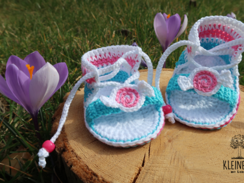 Häkelanleitung für Babysandalen ,,Kleenes Gutzje"
