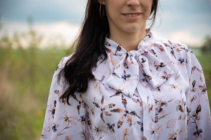 Schnittmuster Bluse mit Stehkragen und optionaler Schleife Damen Gr. 32-62