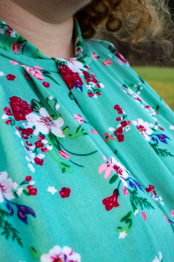 Schnittmuster Bluse mit Stehkragen und optionaler Schleife Damen Gr. 32-62