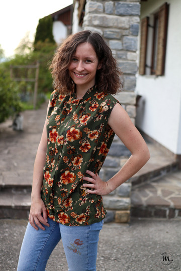 Schnittmuster Bluse mit Stehkragen und optionaler Schleife Damen Gr. 32-62