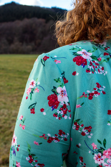 Schnittmuster Bluse mit Stehkragen und optionaler Schleife Damen Gr. 32-62
