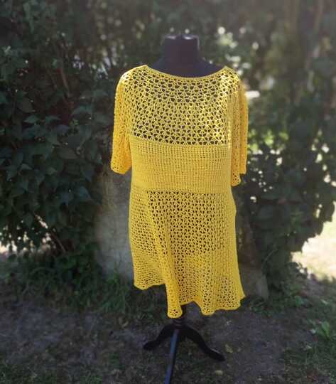 Häkelanleitung Korallino: modischer Pullover oder luftiges Sommershirt