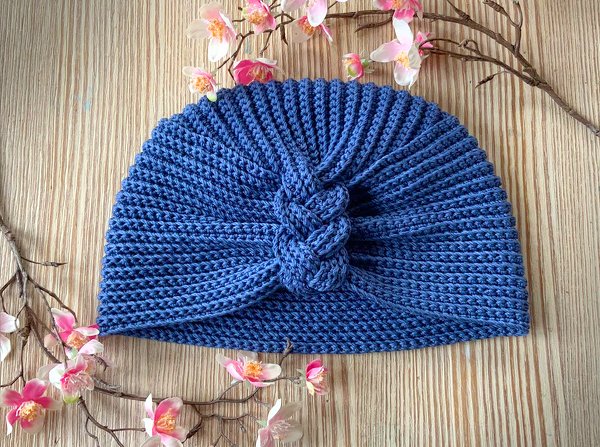 Hübscher Turban mit Zopf