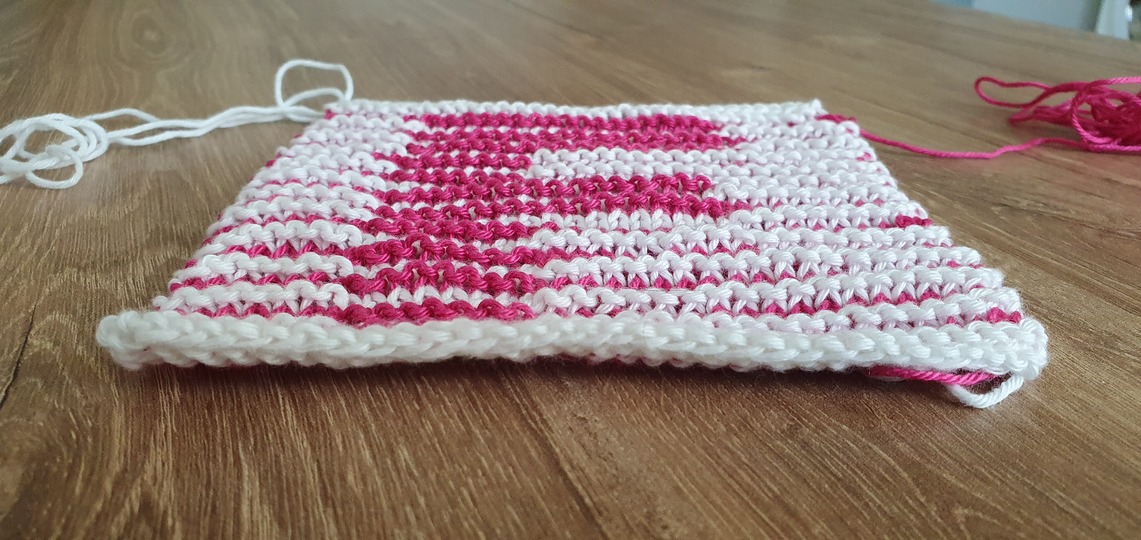 Schattenstricken, Illusionsstricken, Buchstabe "F"