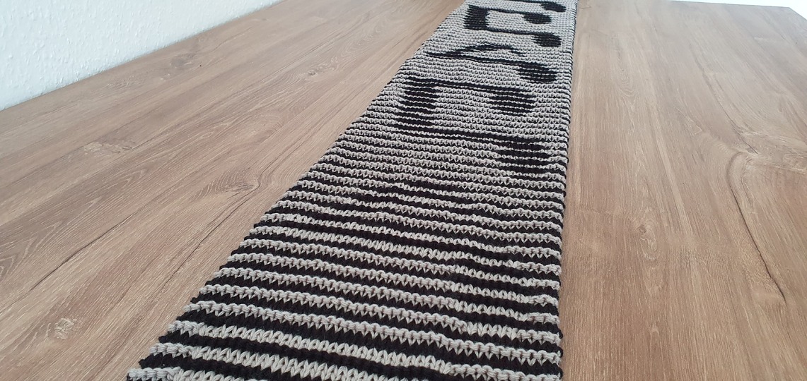 Musical Notes, Shadow Knitting, illusion Knitting, Motif Scarf