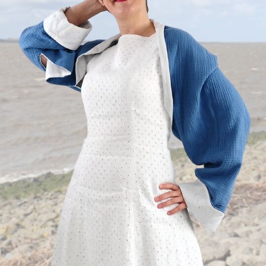 Kapuzenschal Winja - Stola - Bolero Einheitsgröße von Gr. 34-46