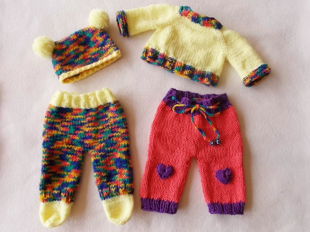 Bekleidungs-Set für Puppen 35-40 cm - Strickanleitung