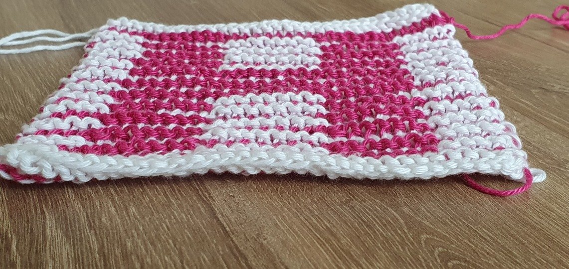 Schattenstricken, Illusionsstricken, Buchstabe "H"