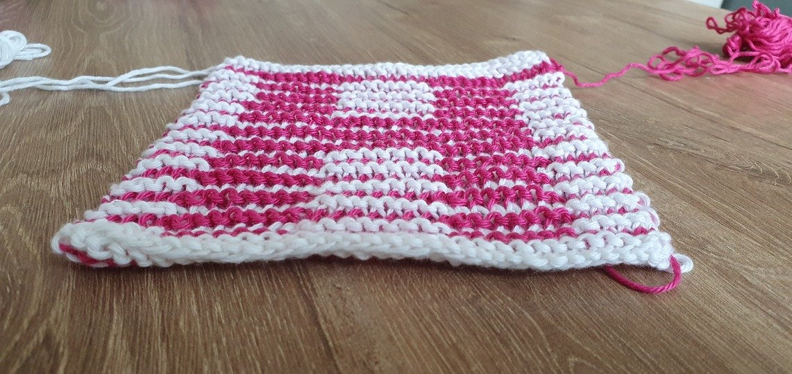 Schattenstricken, Illusionsstricken, Buchstabe "H"