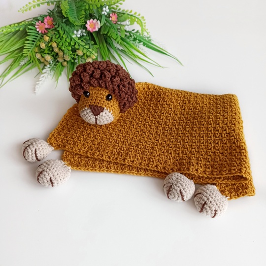Crochet lion security blanket, crochet baby lovey pattern