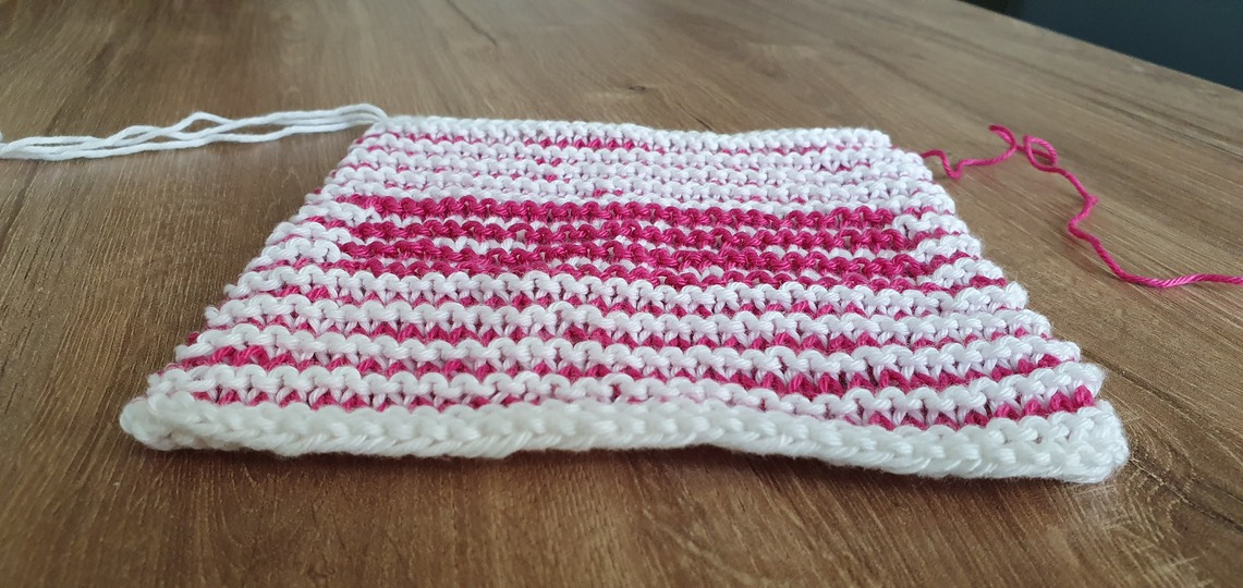 Schattenstricken, Illusionsstricken, Buchstabe "I"