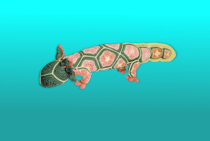 Lotta das Axolotl mit African Flowers als PDF Häkelanleitung