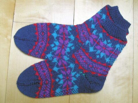 Strickanleitung Socken "Eiskanal" Größe 38/39