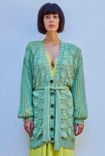 Strickanleitung: Jacke im Mustermix zum Wohlfühlen