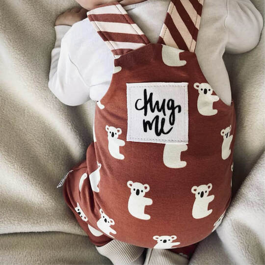 Latzhose "KJELL" (50-98 je 3 Weiten) - Schnittmuster und Anleitung