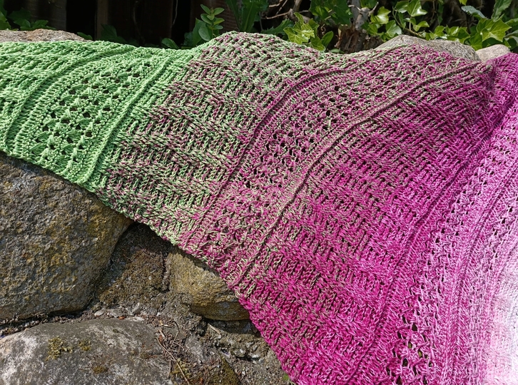 Häkelanleitung "Moran" asymetrische Form Mustermix