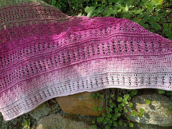 Häkelanleitung "Moran" asymetrische Form Mustermix